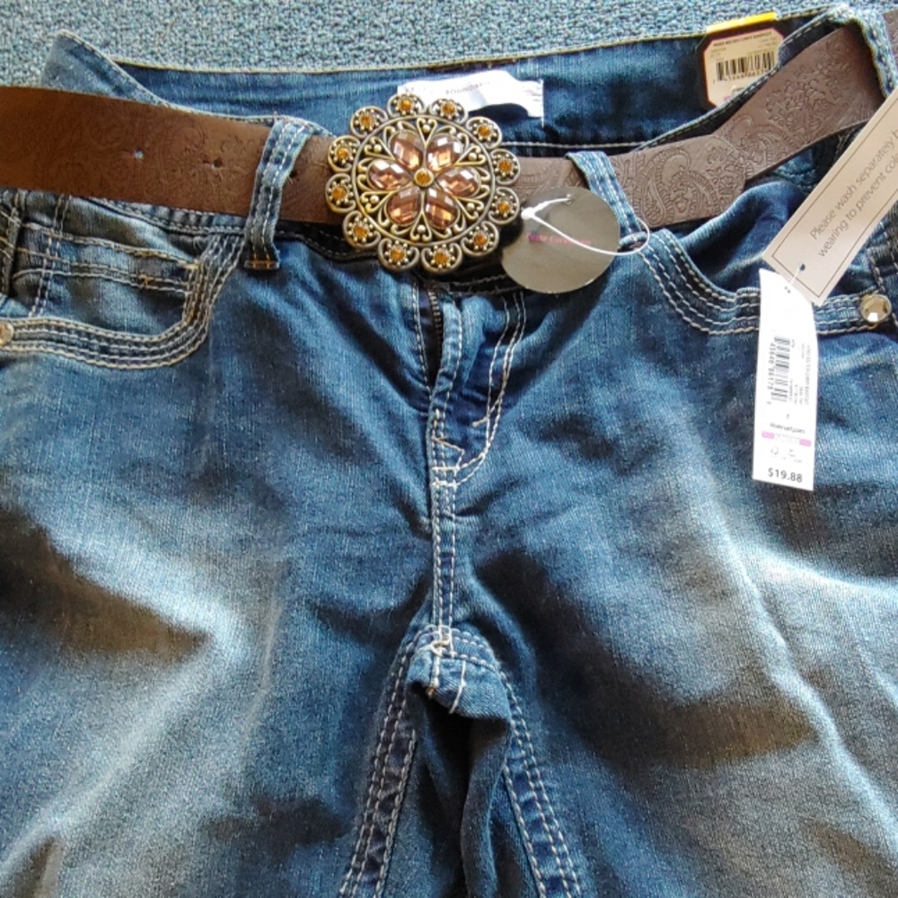 Boot Cut Jeans w/ belt
